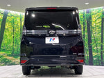 VOXY HYBRID 4WD
