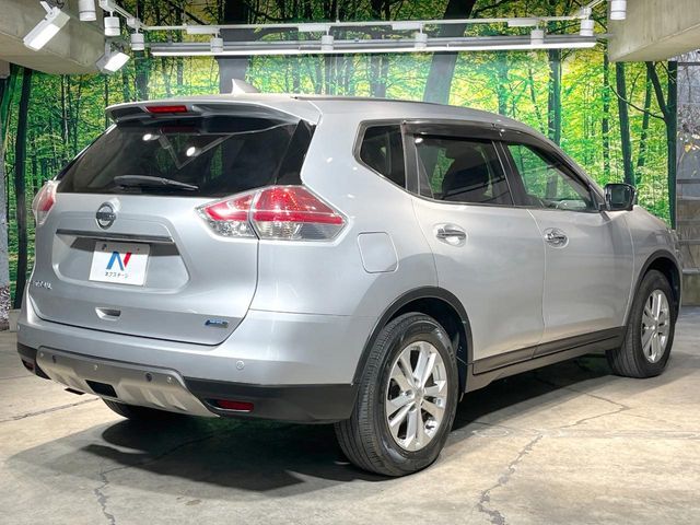 X-TRAIL 2WD