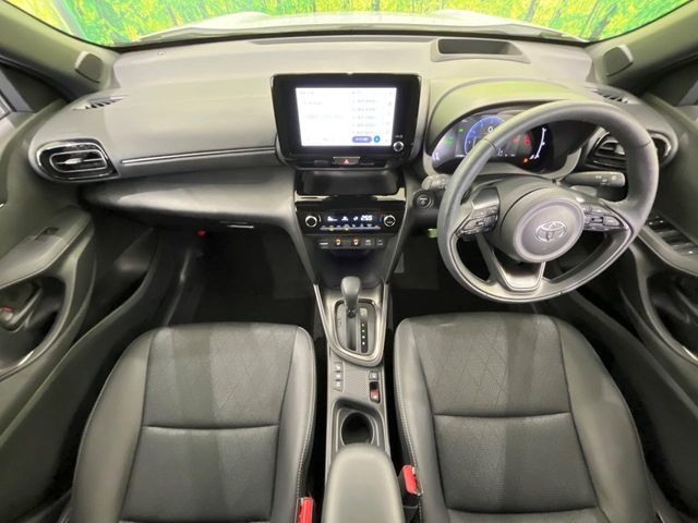 YARIS CROSS HYBRID