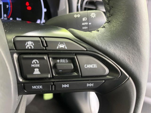 YARIS CROSS HYBRID