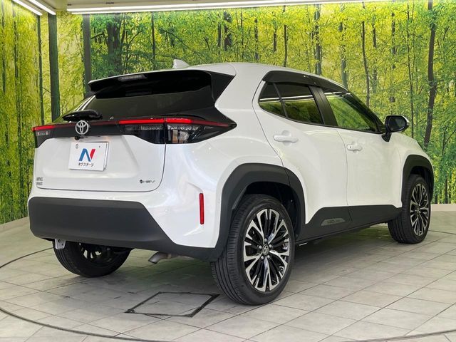 YARIS CROSS HYBRID