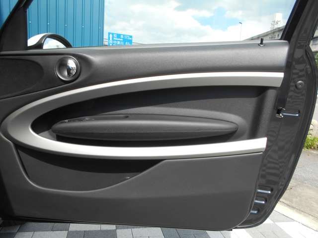 BMW MINI COOPER D PACEMAN