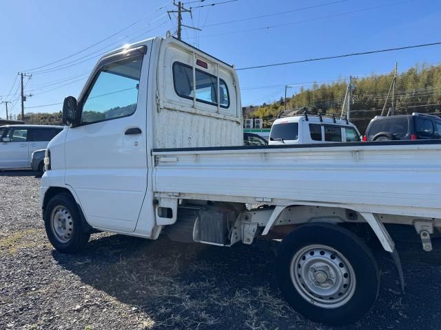 CLIPPER truck