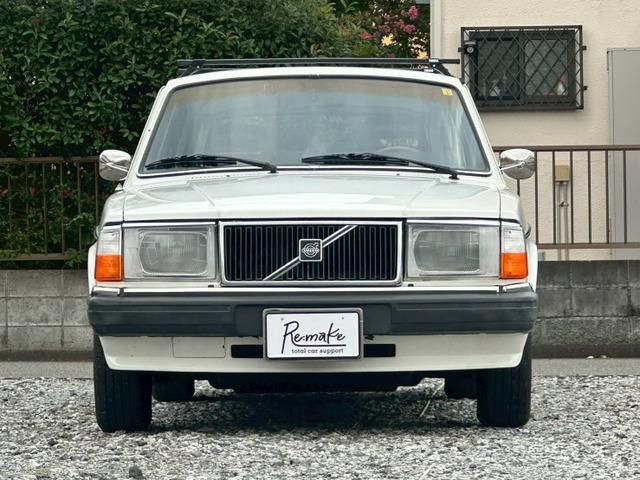VOLVO 240 ESTATE