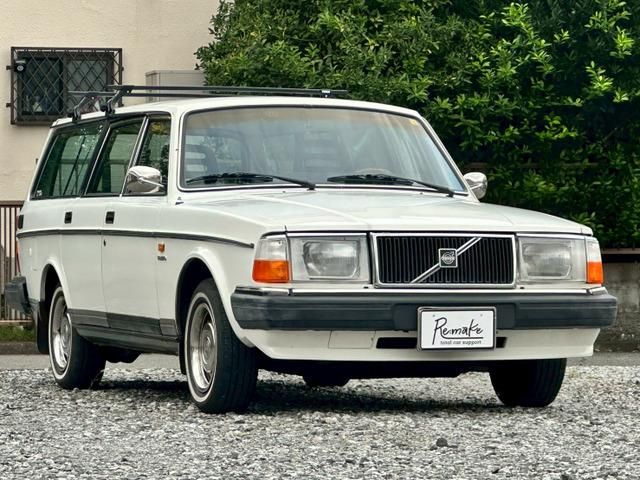 VOLVO 240 ESTATE