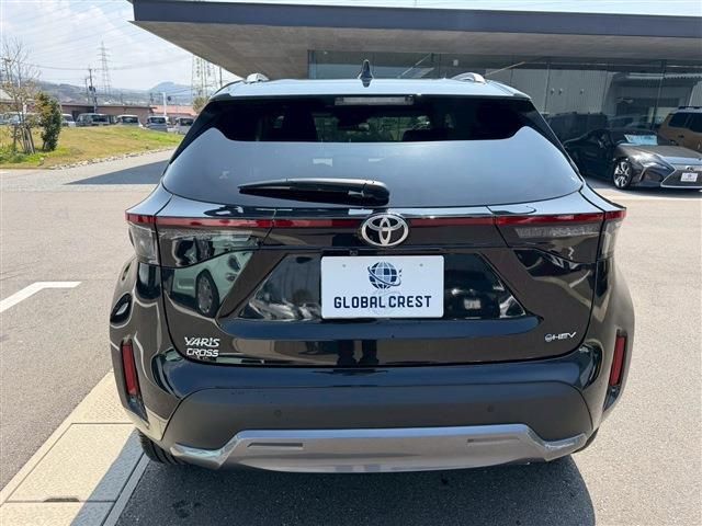 YARIS CROSS HYBRID