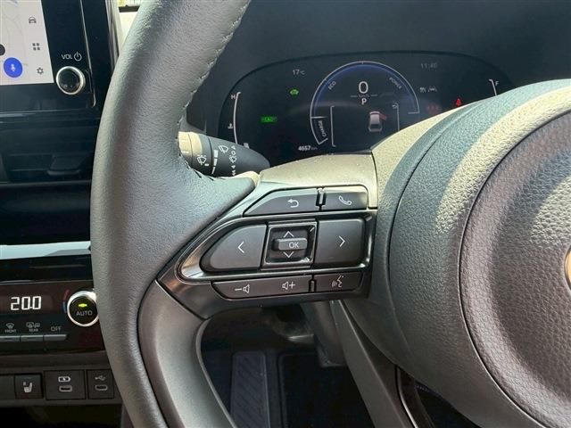 YARIS CROSS HYBRID