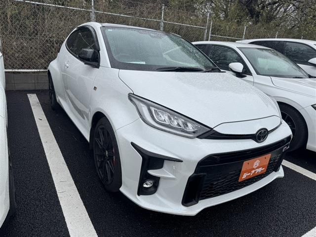 GR YARIS