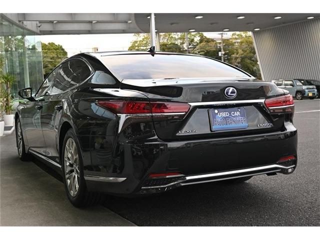 LEXUS LS500h