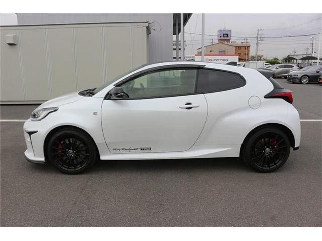 GR YARIS