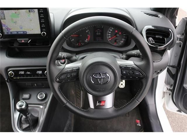 GR YARIS