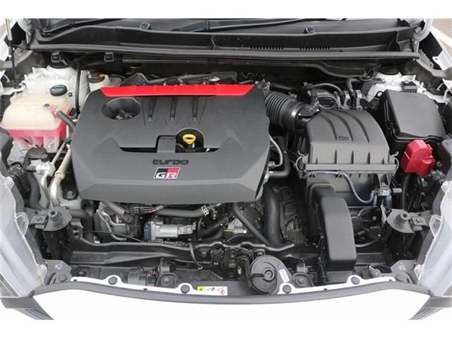 GR YARIS