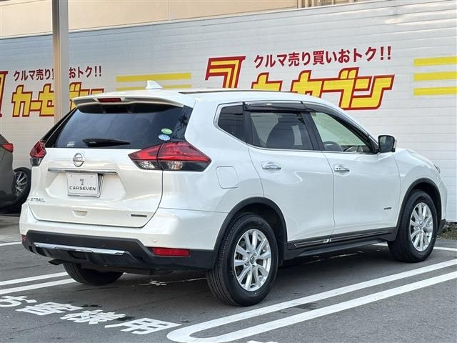 X-TRAIL HYBRID 4WD