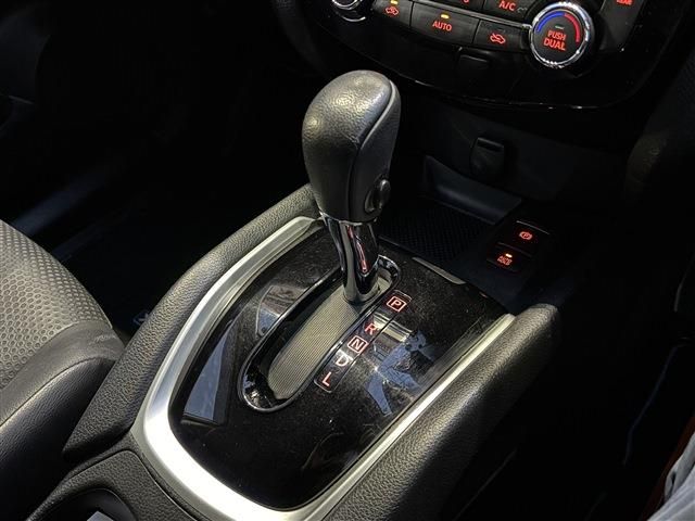 X-TRAIL HYBRID 4WD