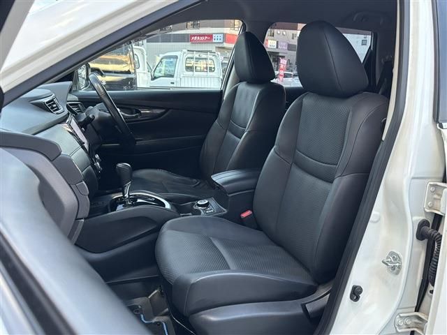 X-TRAIL HYBRID 4WD