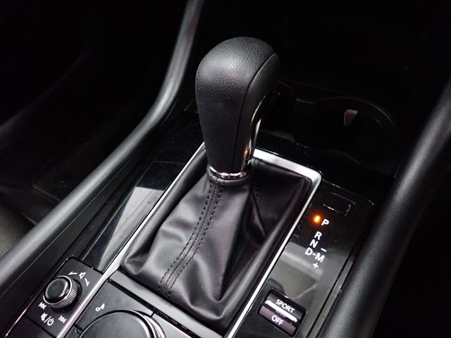 MAZDA3 FASTBACK