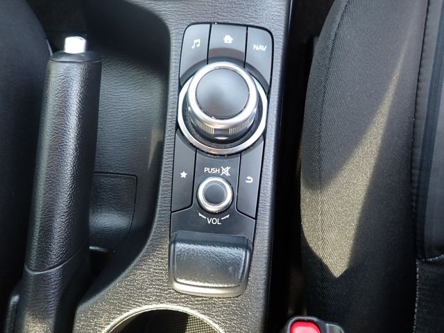 MAZDA2