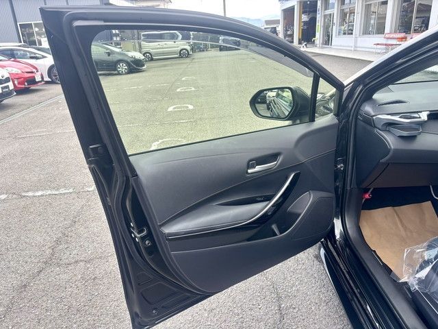 COROLLA TOURING HYBRID