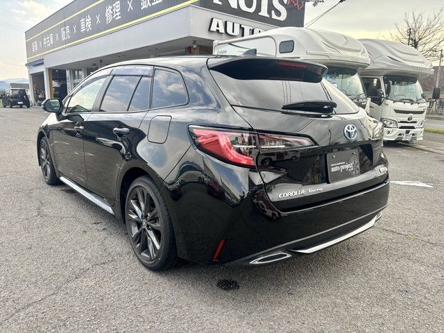 COROLLA TOURING HYBRID