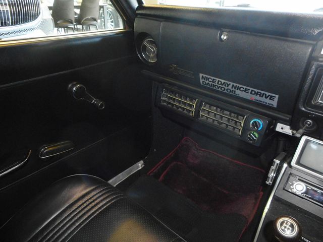 BLUEBIRD coupe