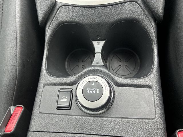 X-TRAIL 4WD