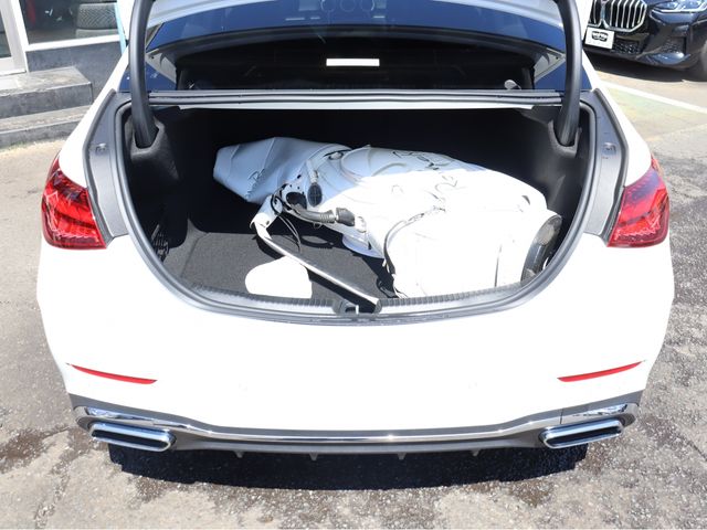 MERCEDES BENZ C class sedan