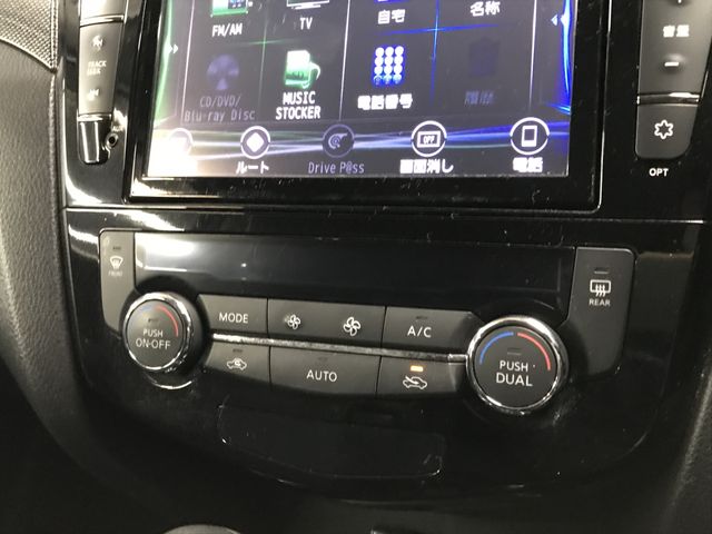 X-TRAIL 4WD