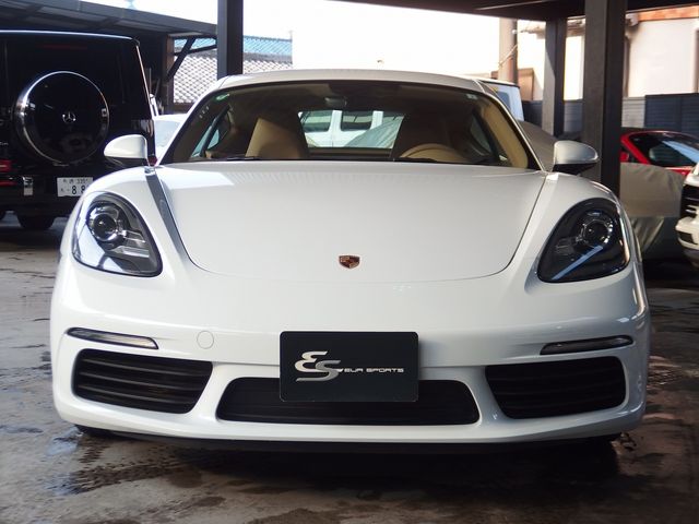 PORSCHE 718 CAYMAN