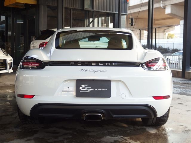 PORSCHE 718 CAYMAN