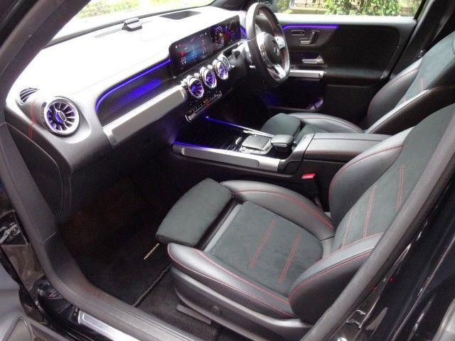 MERCEDES BENZ EQB