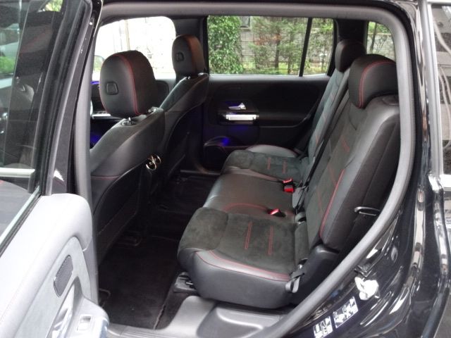 MERCEDES BENZ EQB