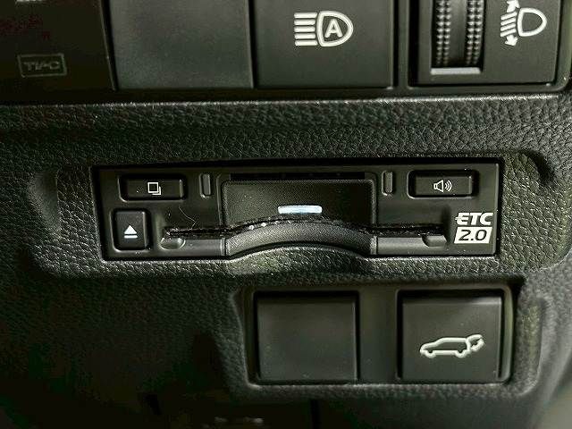 COROLLA CROSS HYBRID