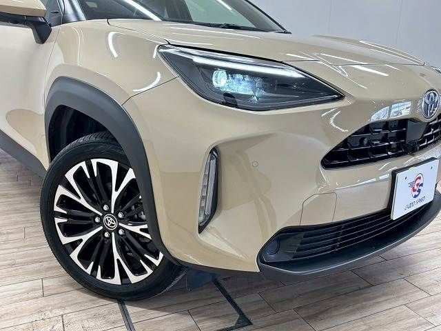YARIS CROSS HYBRID
