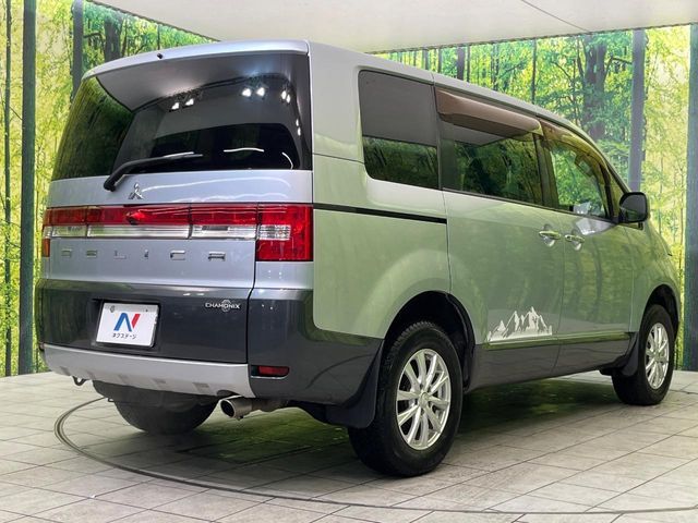 DELICA D:5 4WD