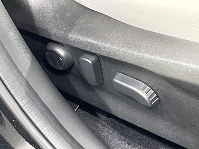 LEVORG LAYBACK
