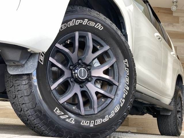 LANDCRUISER PRADO