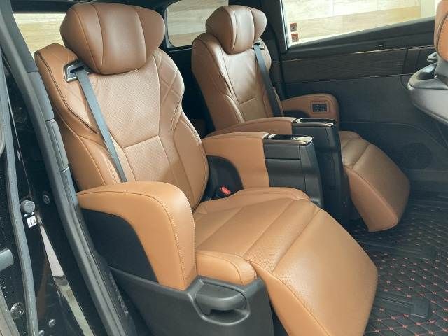 VELLFIRE  HYBRID