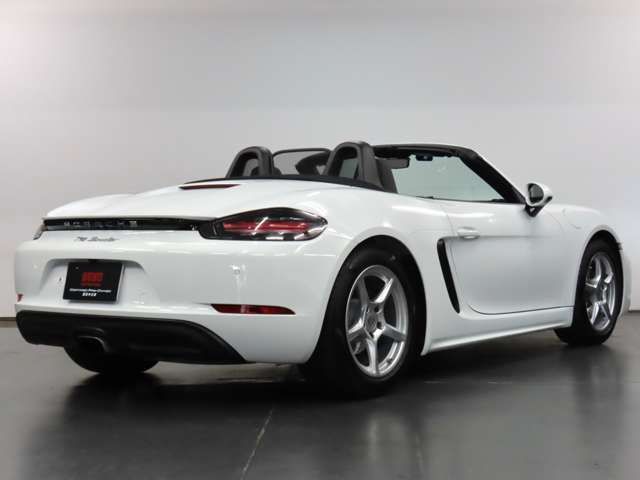 PORSCHE 718BOXSTER