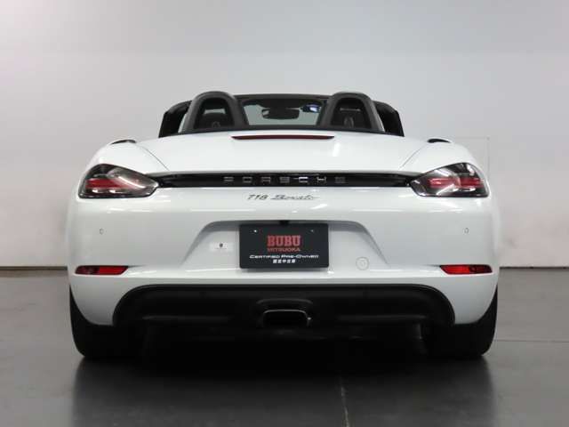 PORSCHE 718BOXSTER