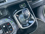 VOXY HYBRID
