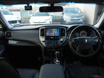 CROWN sedan hybrid