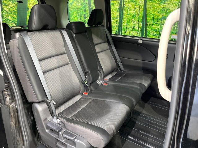 SERENA  S-HYBRID 4WD