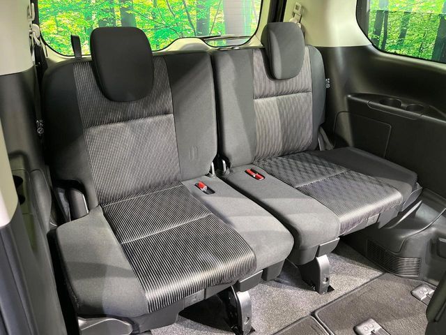 SERENA  S-HYBRID 4WD
