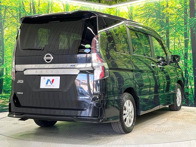 SERENA  S-HYBRID 4WD