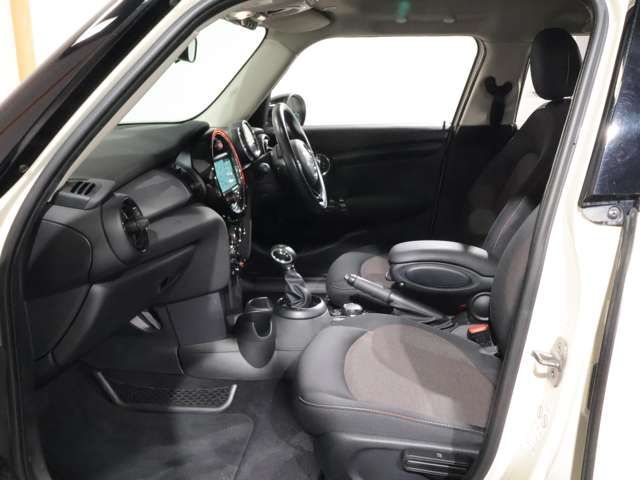 MINI COOPER D 5DOOR