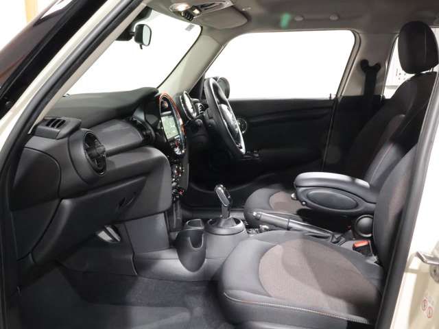 MINI COOPER 5DOOR