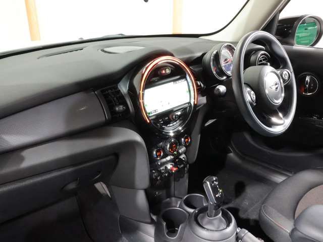 MINI COOPER 5DOOR