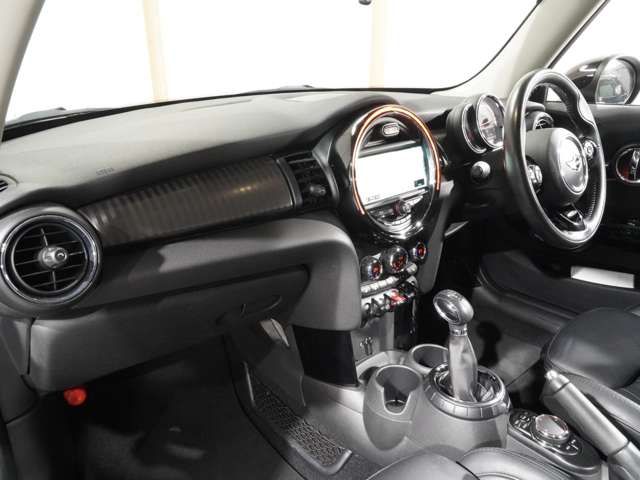 BMW MINI COOPER SD