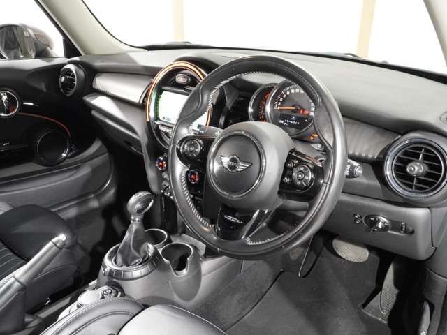 BMW MINI COOPER SD