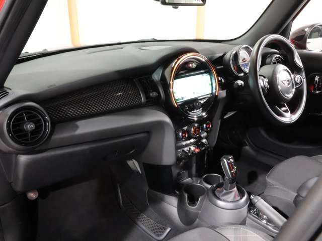 MINI COOPER S 5DOOR